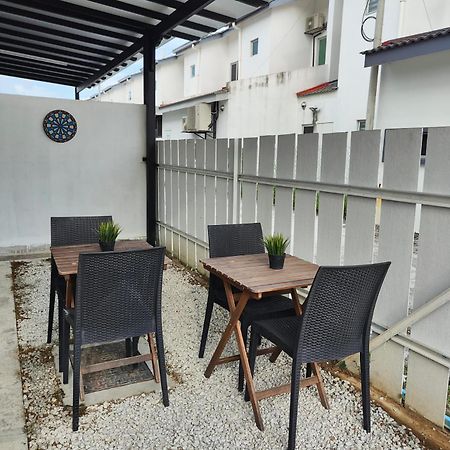 Bandar Puncak Alam Prima Guest House - Puncak Alam Homestay Mus-Lim Friendly מראה חיצוני תמונה